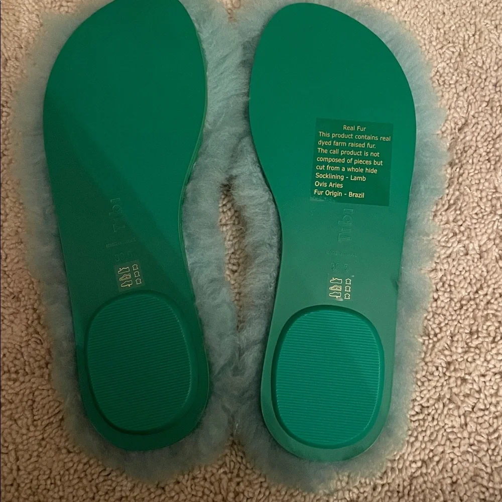 Real Fur Flip Flops - Picture 2 of 3